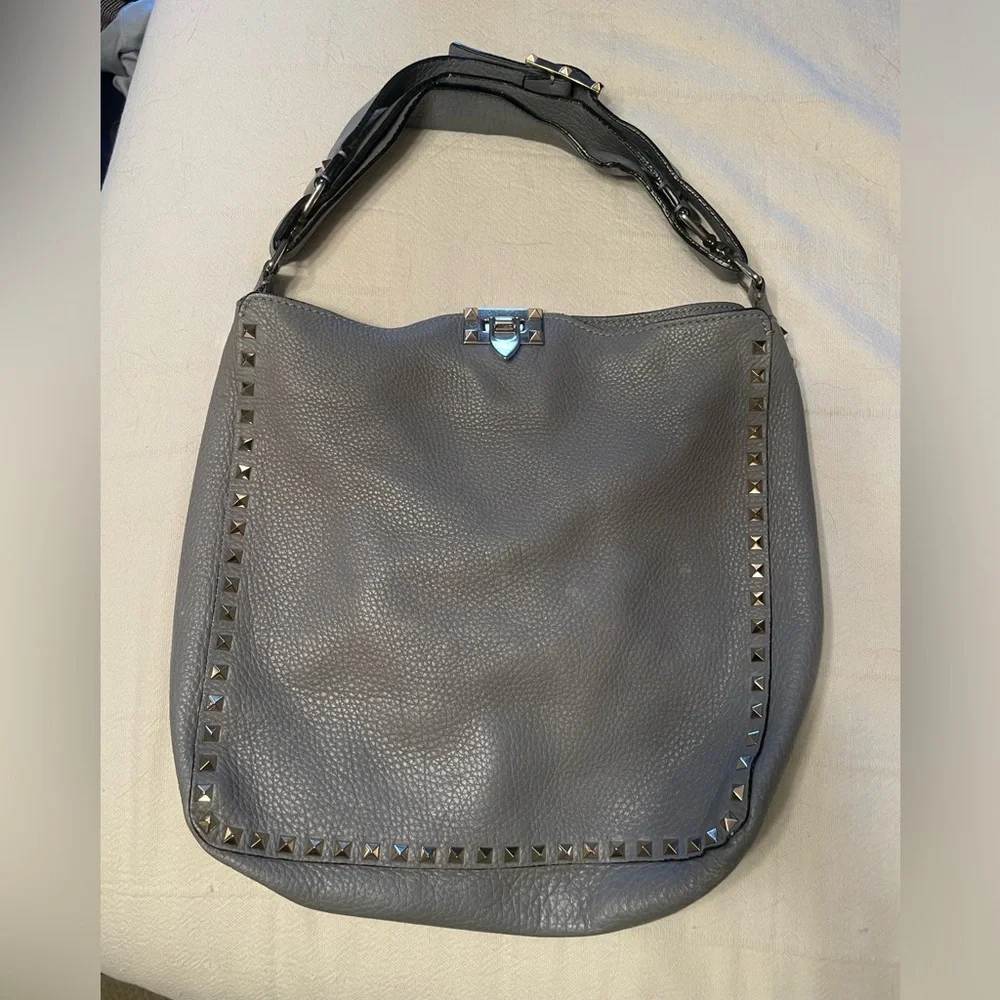 Valentino adjustable leather crossbody Preloved - Picture 2 of 8